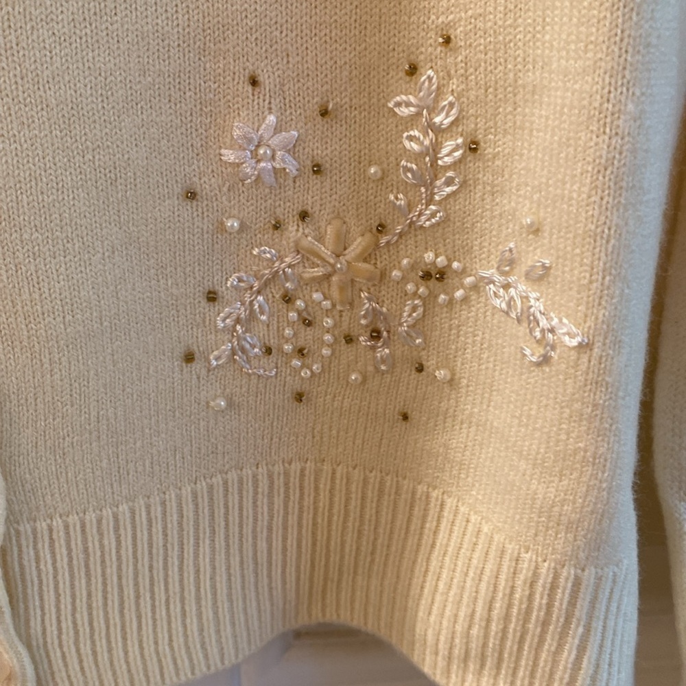 Women’s cardigan with detail embroidery - Picture 4 of 9